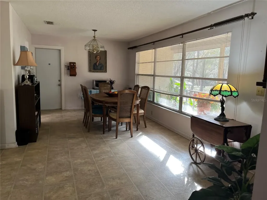 37600 Rolling Acres Road Lady Lake FL 32159