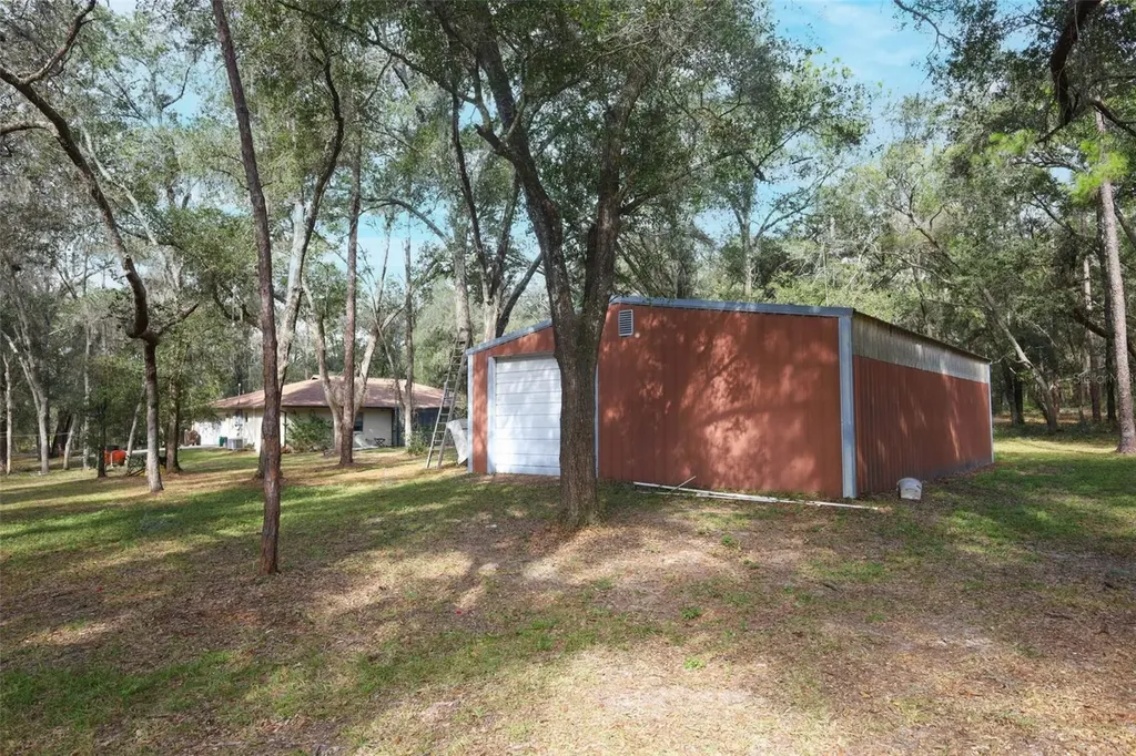37600 Rolling Acres Road Lady Lake FL 32159