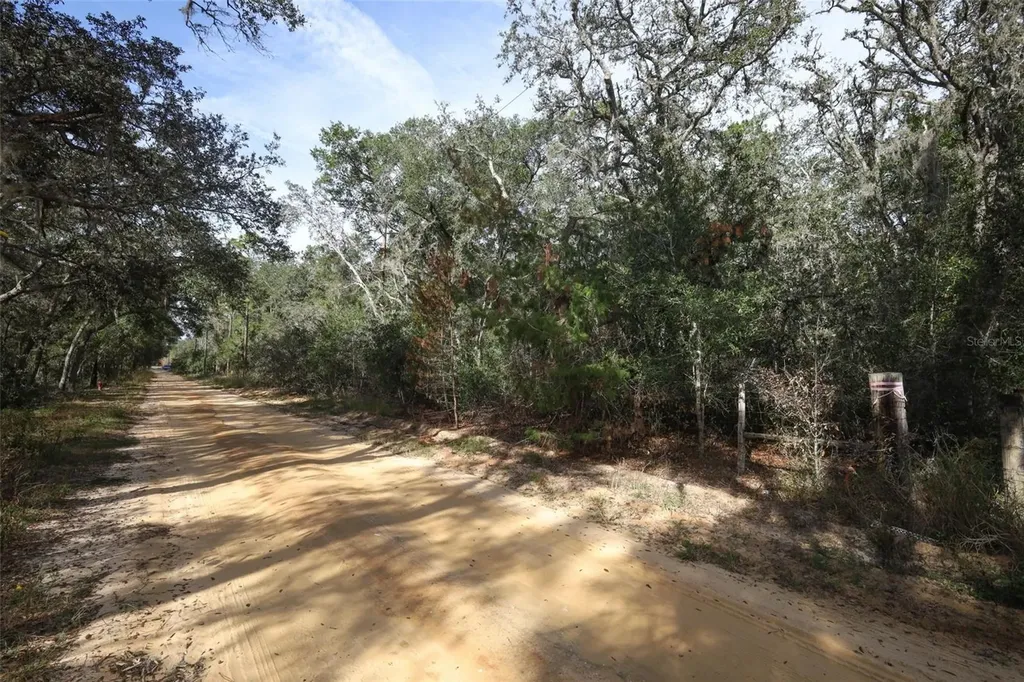 37600 Rolling Acres Road Lady Lake FL 32159