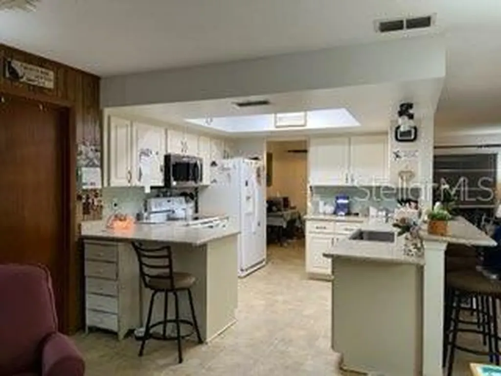 37600 Rolling Acres Road Lady Lake FL 32159