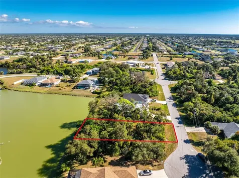 106 Rebel Court Rotonda West FL 33947