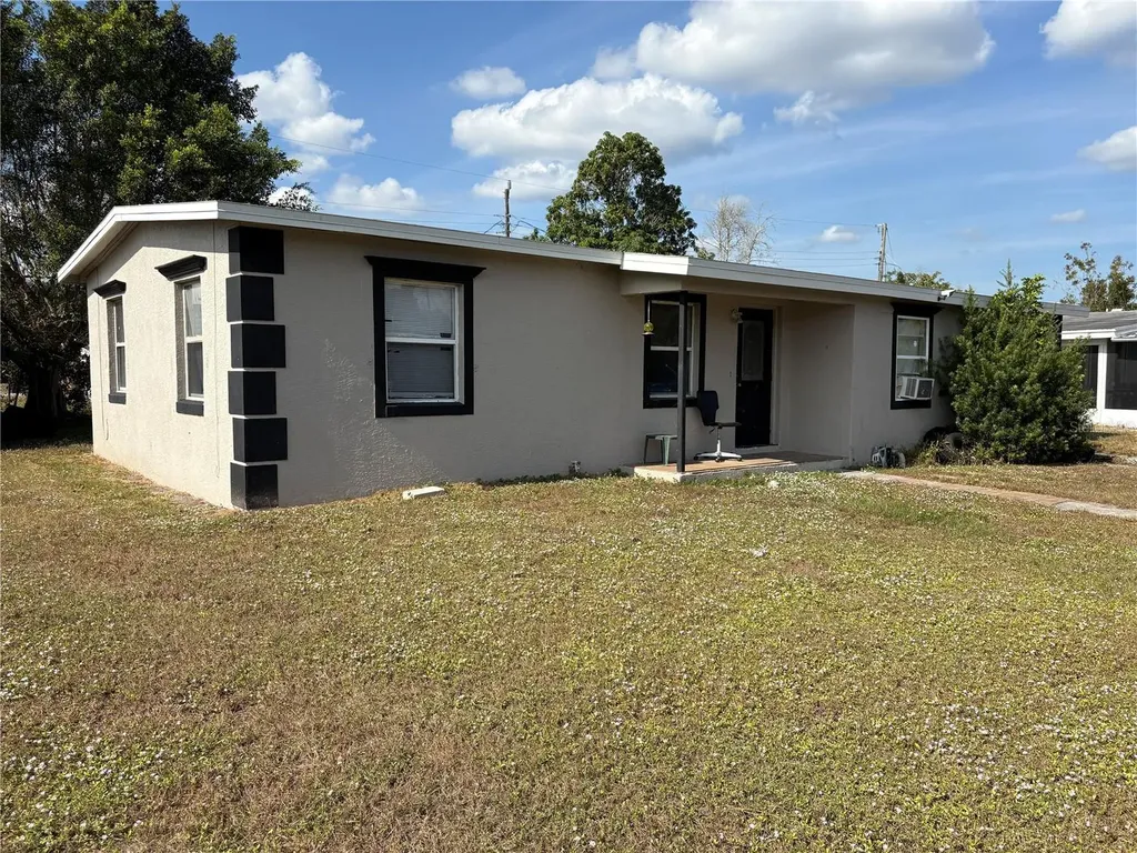 6129 Freemont Street North Port FL 34287