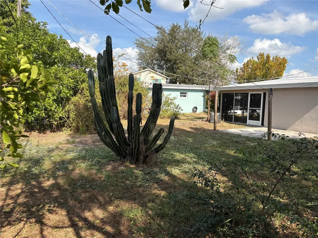 6129 Freemont Street North Port FL 34287