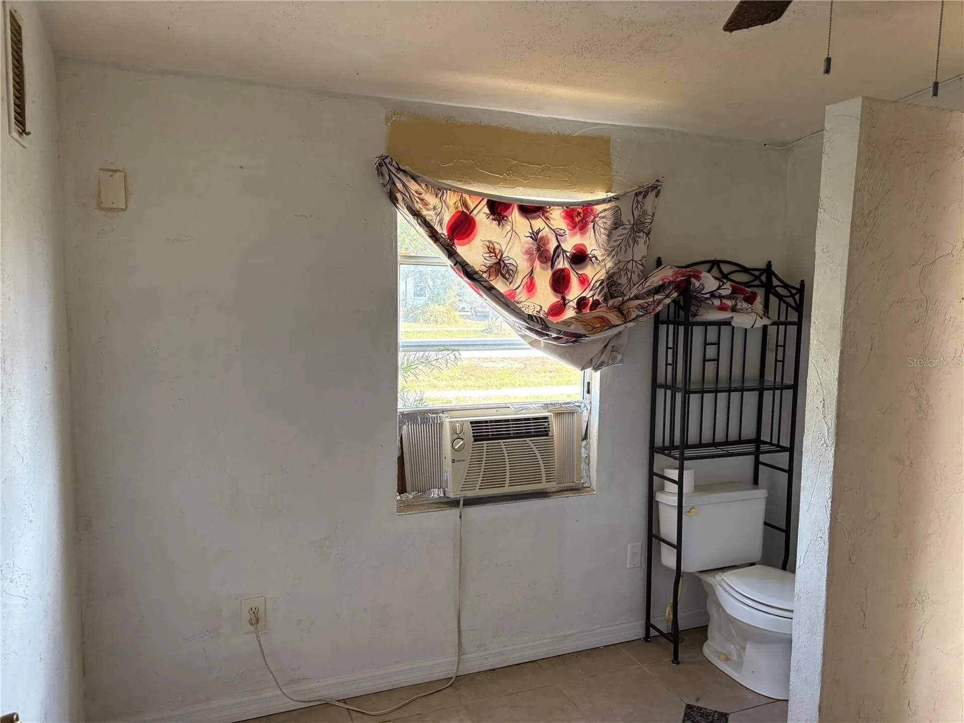 6129 Freemont Street North Port FL 34287