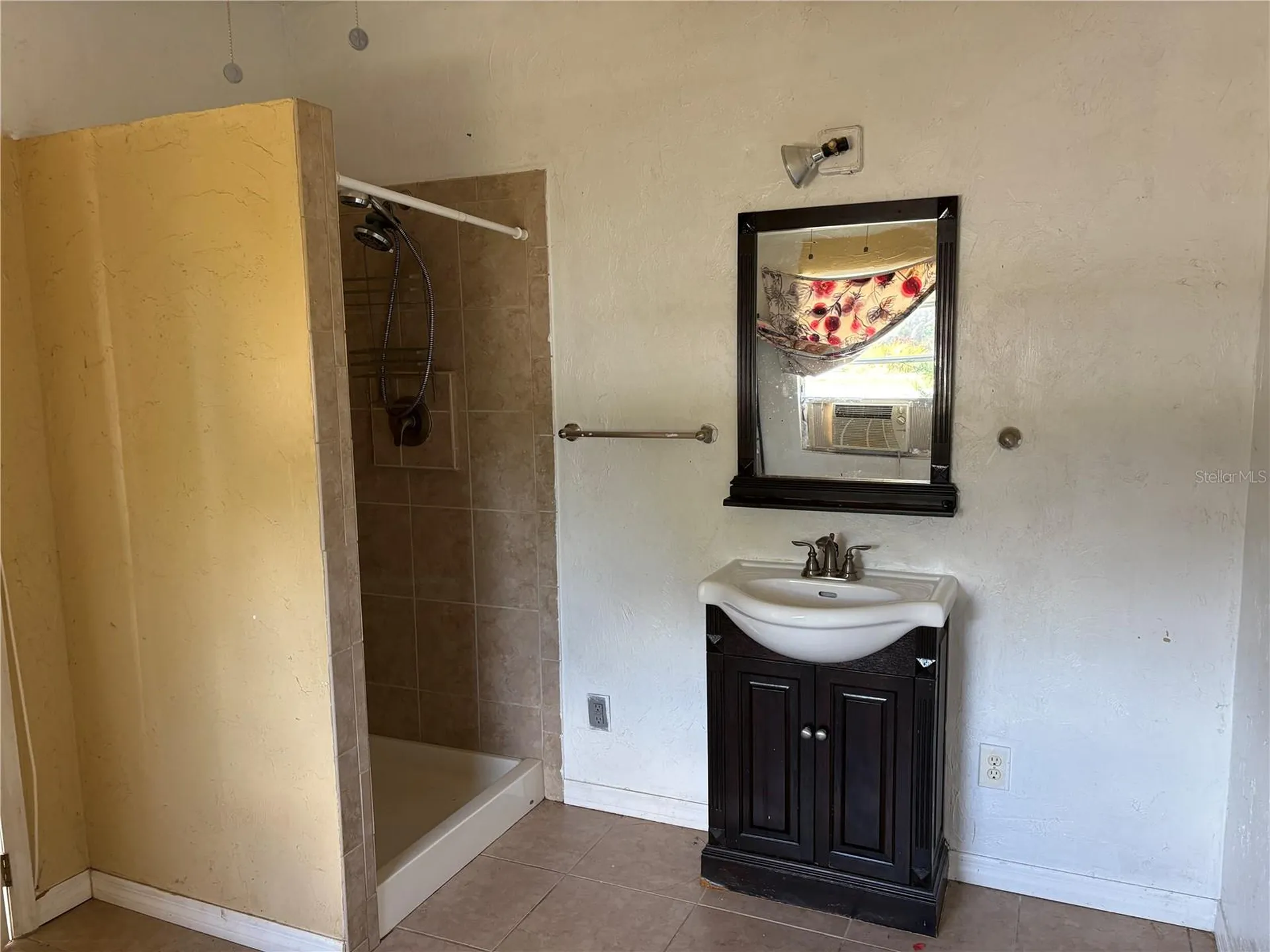 6129 Freemont Street North Port FL 34287
