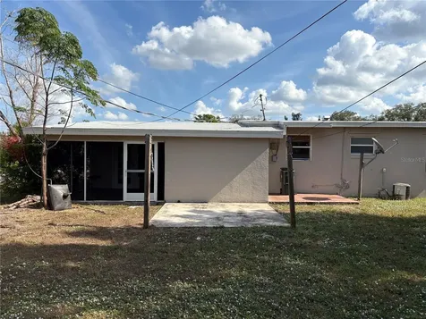 6129 Freemont Street North Port FL 34287