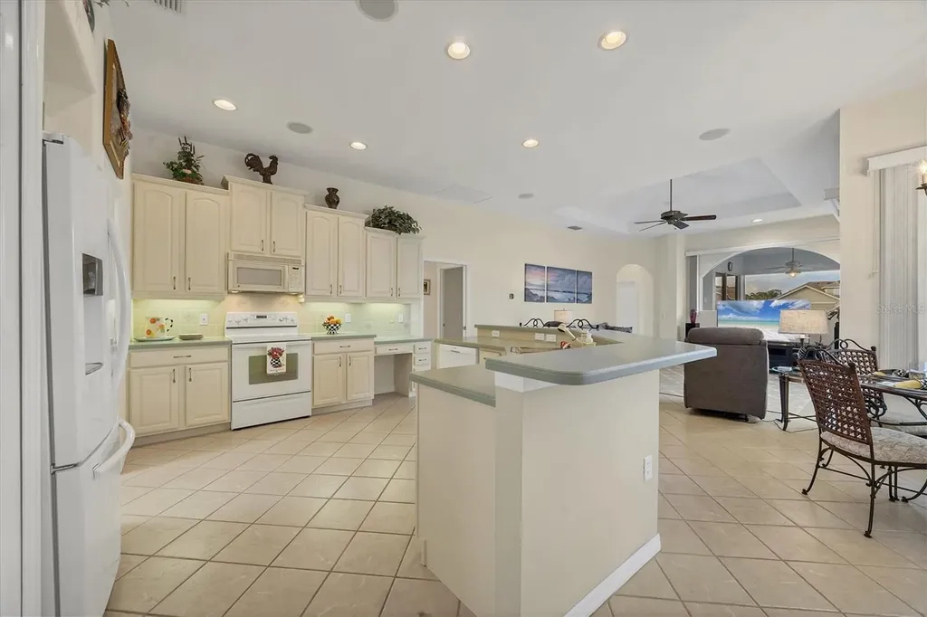 5266 Pine Shadow Lane North Port FL 34287