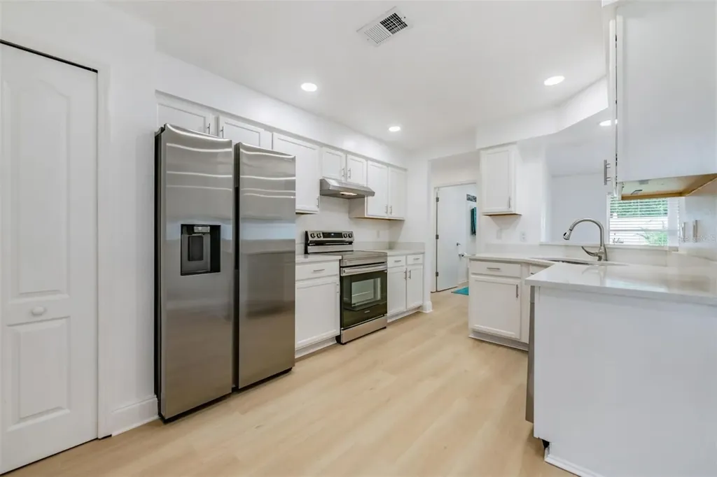 4208 Pine Isle Drive Lutz FL 33558