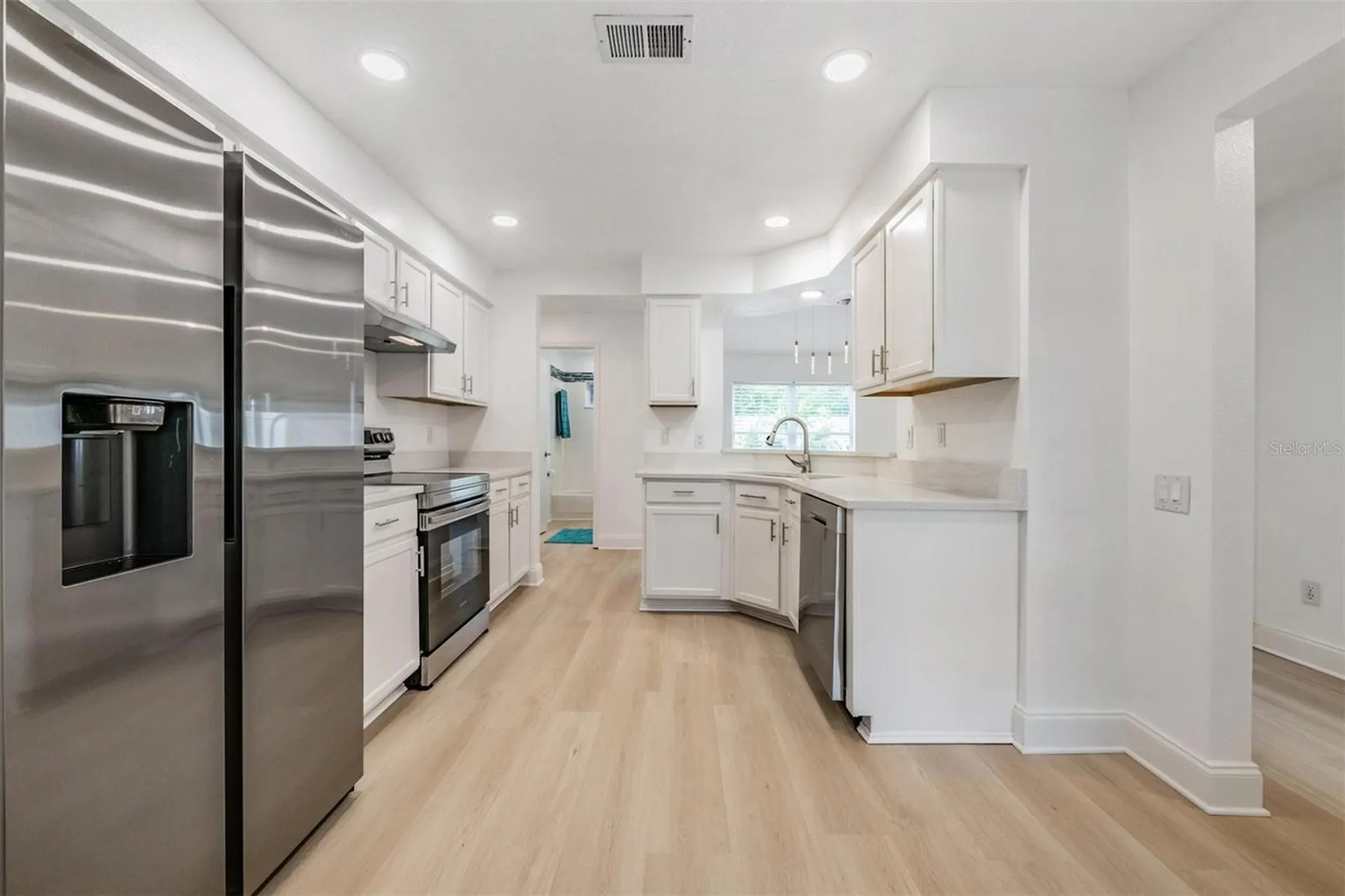 4208 Pine Isle Drive Lutz FL 33558