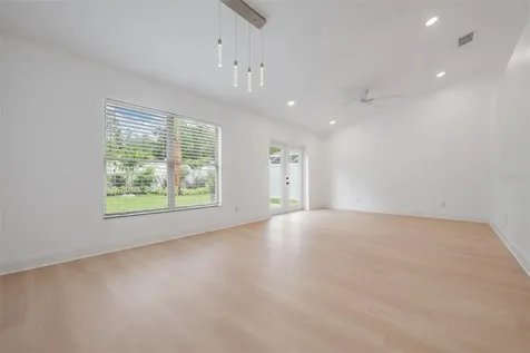 4208 Pine Isle Drive Lutz FL 33558