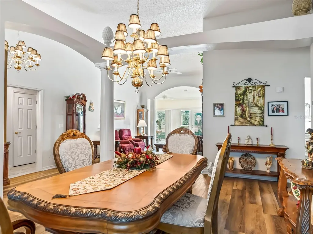 1409 Meadow View Way Lady Lake FL 32159