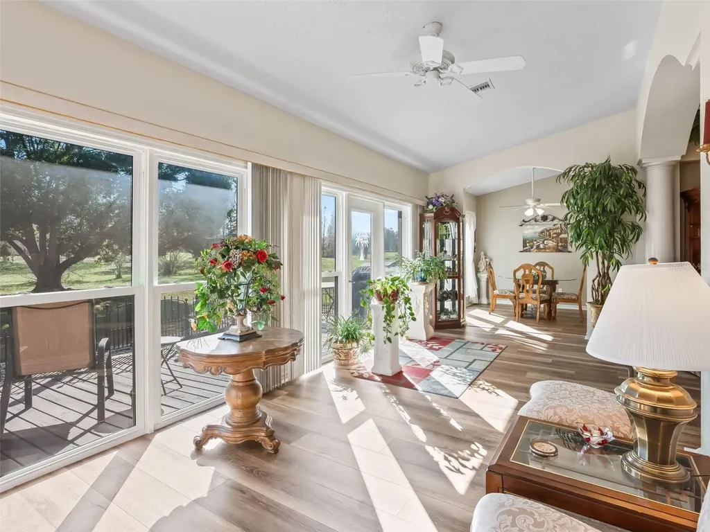 1409 Meadow View Way Lady Lake FL 32159