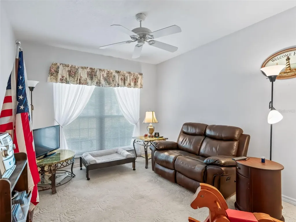 1409 Meadow View Way Lady Lake FL 32159