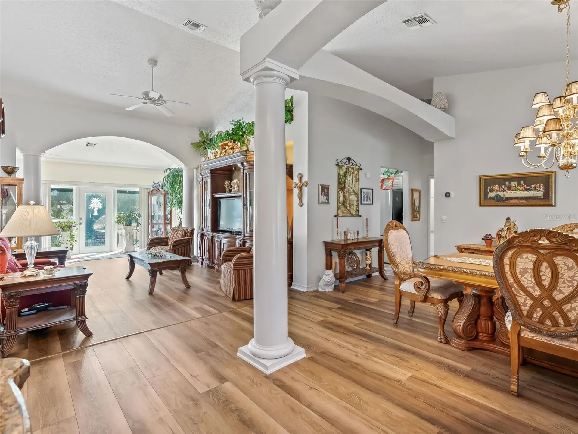 1409 Meadow View Way Lady Lake FL 32159