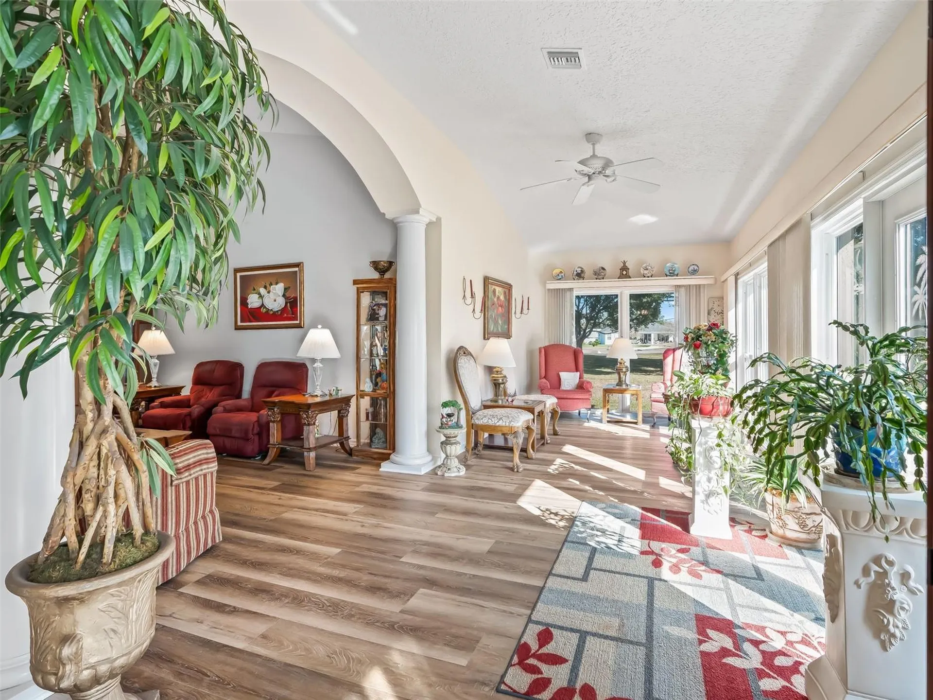 1409 Meadow View Way Lady Lake FL 32159