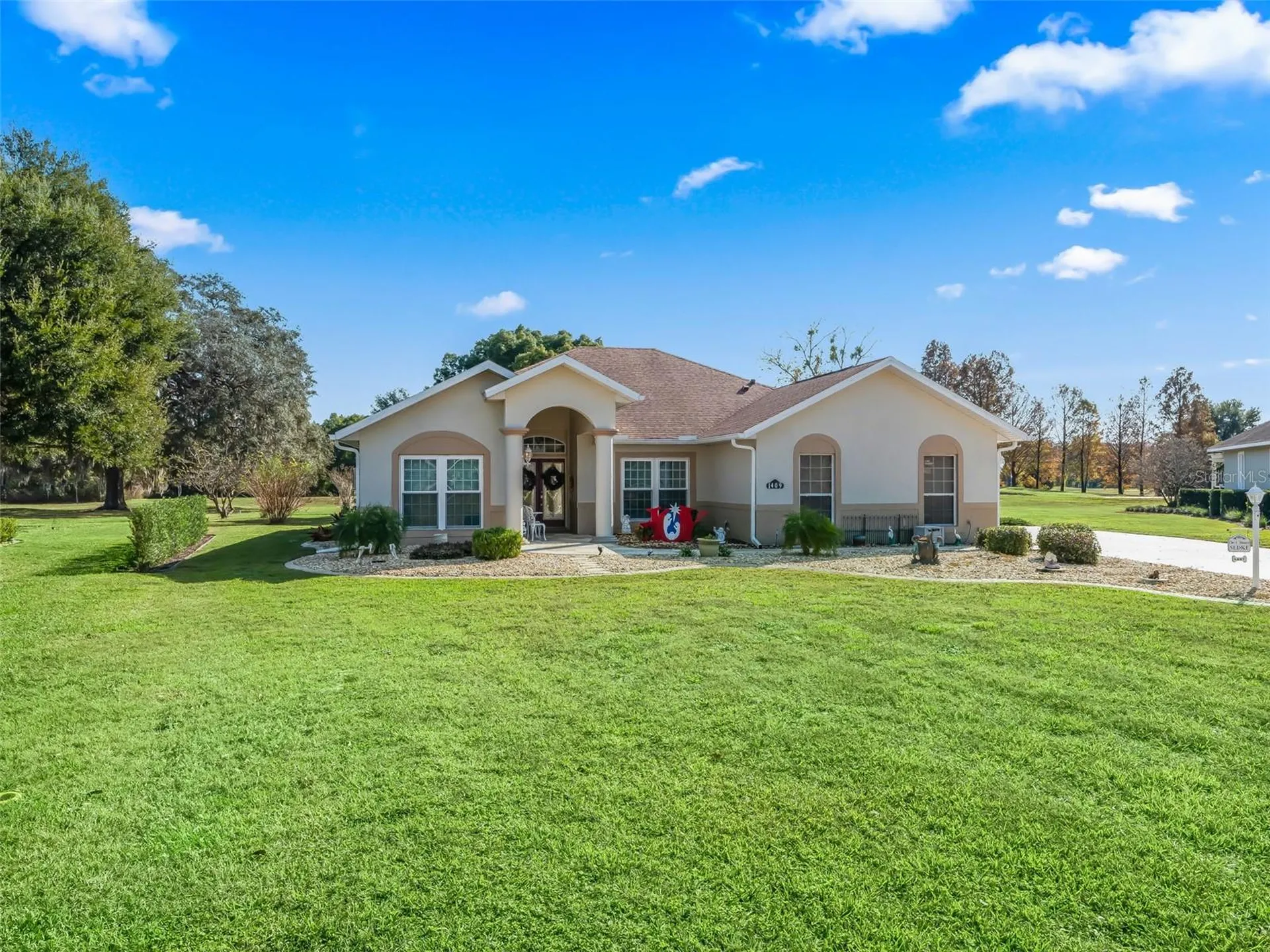 1409 Meadow View Way Lady Lake FL 32159