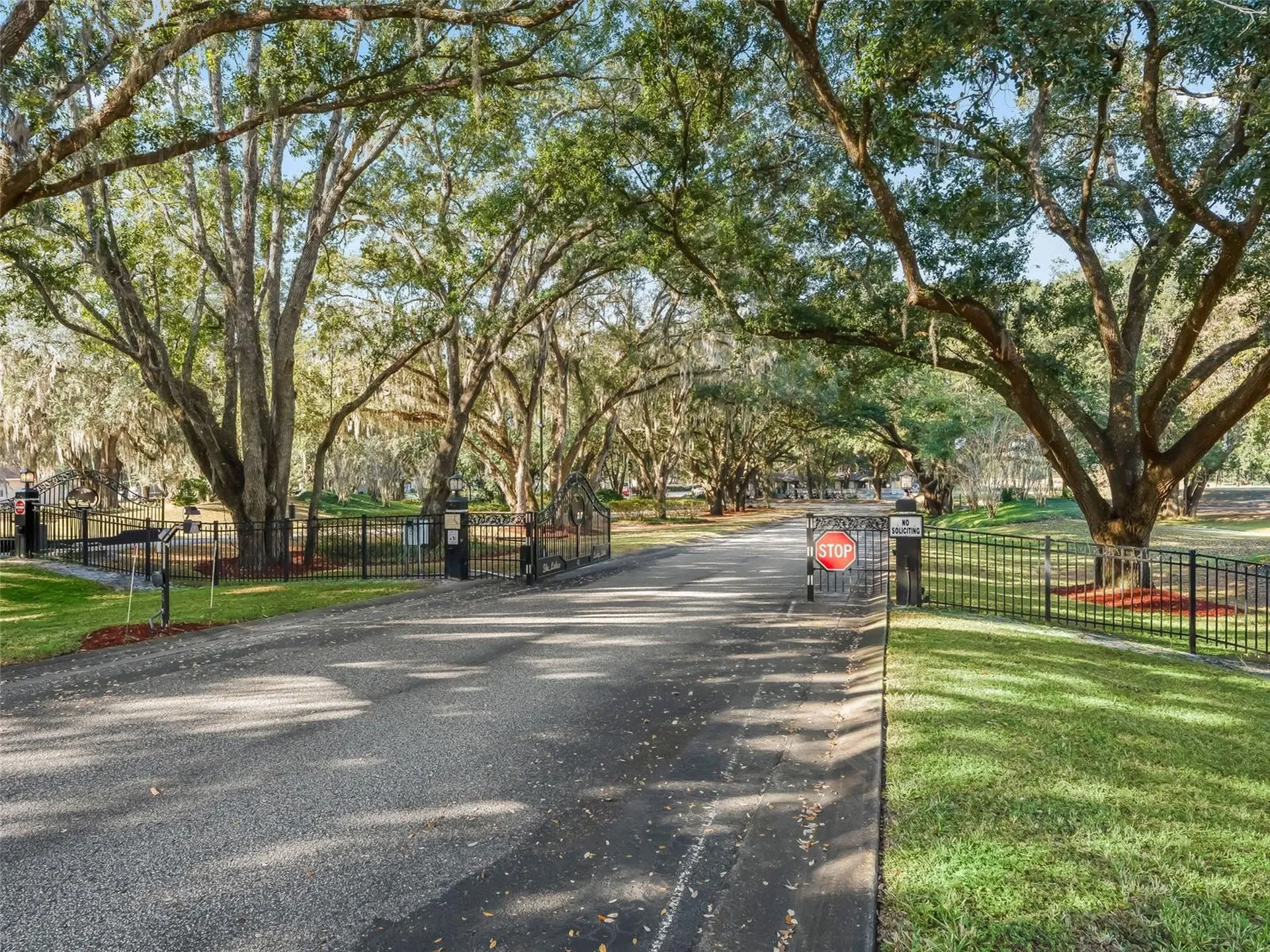 1409 Meadow View Way Lady Lake FL 32159