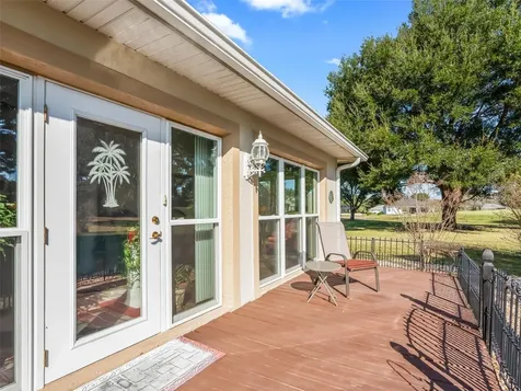 1409 Meadow View Way Lady Lake FL 32159