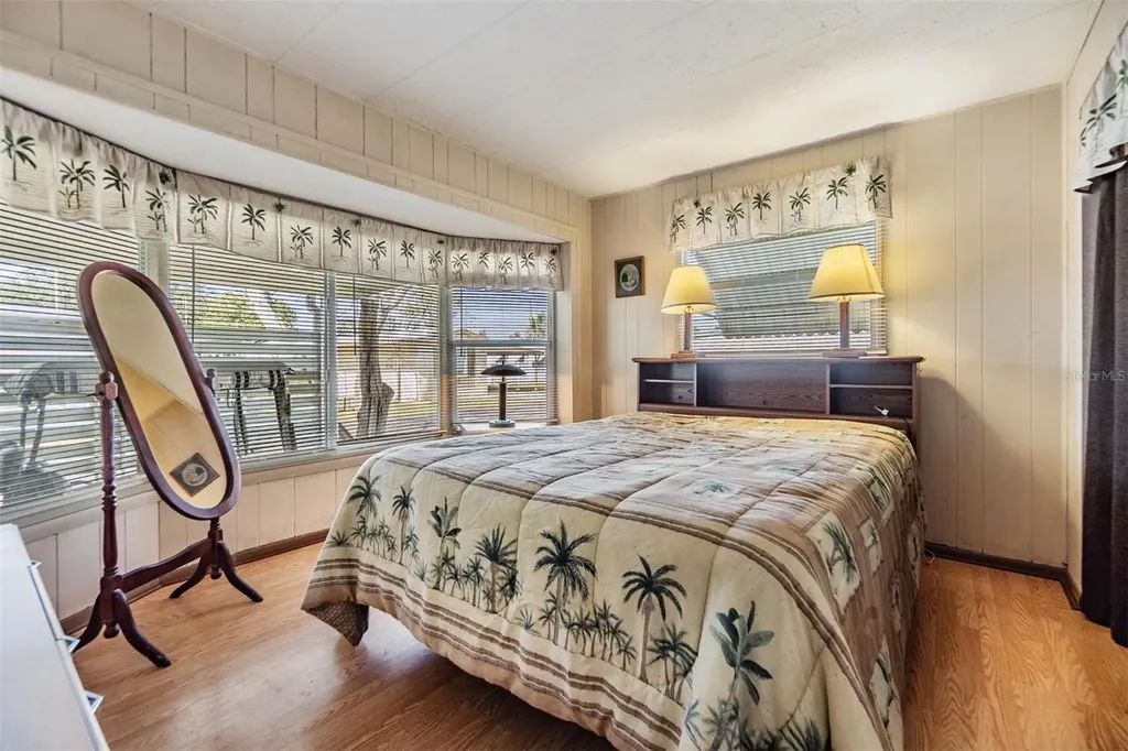 37015 Sandra Avenue Zephyrhills FL 33542