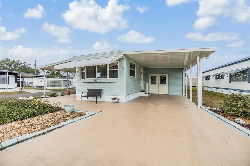 37015 Sandra Avenue Zephyrhills FL 33542