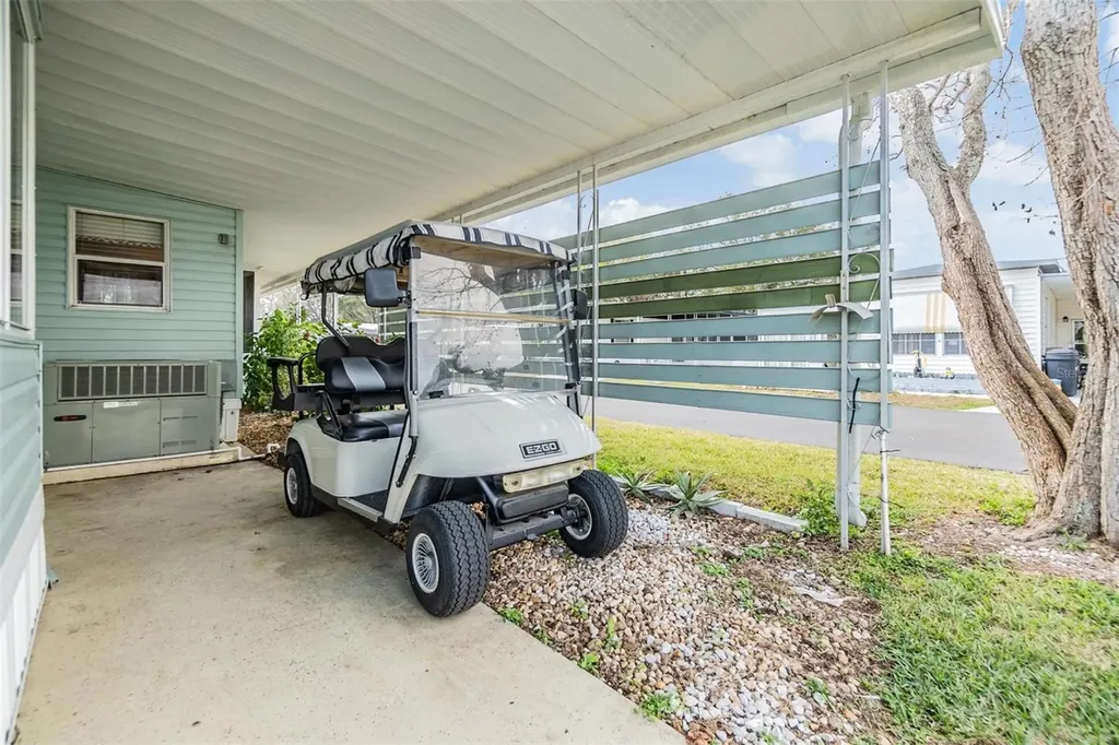37015 Sandra Avenue Zephyrhills FL 33542