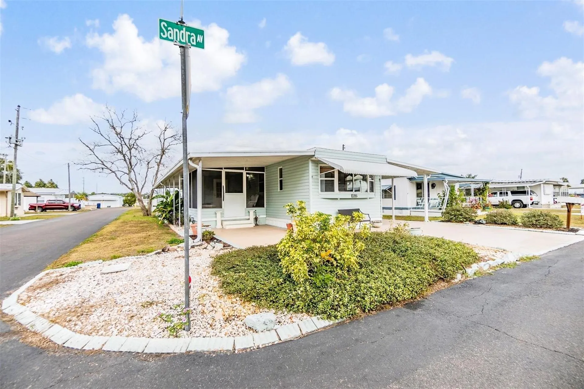 37015 Sandra Avenue Zephyrhills FL 33542