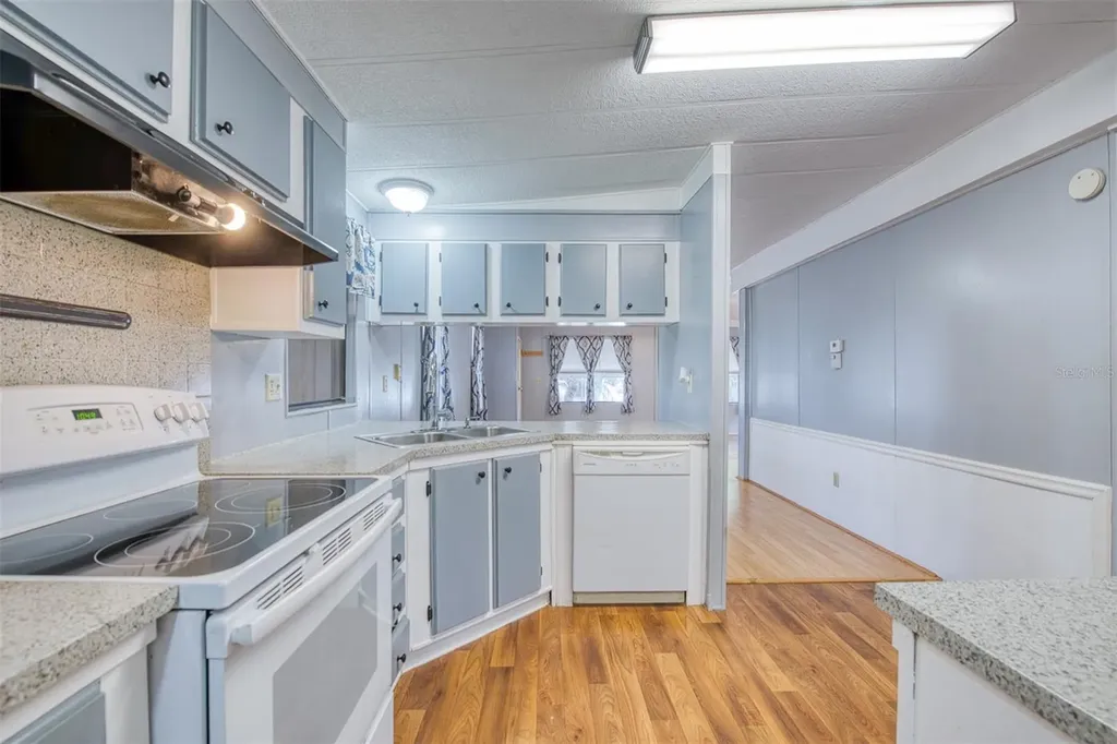 283 Pelican Drive N Oldsmar FL 34677