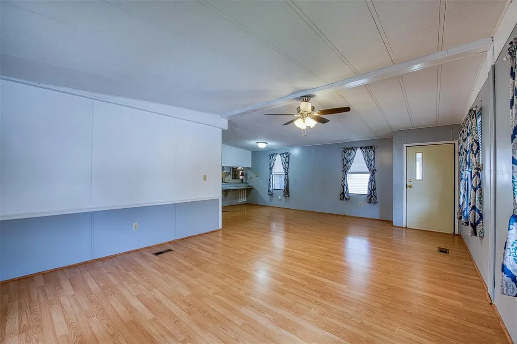 283 Pelican Drive N Oldsmar FL 34677
