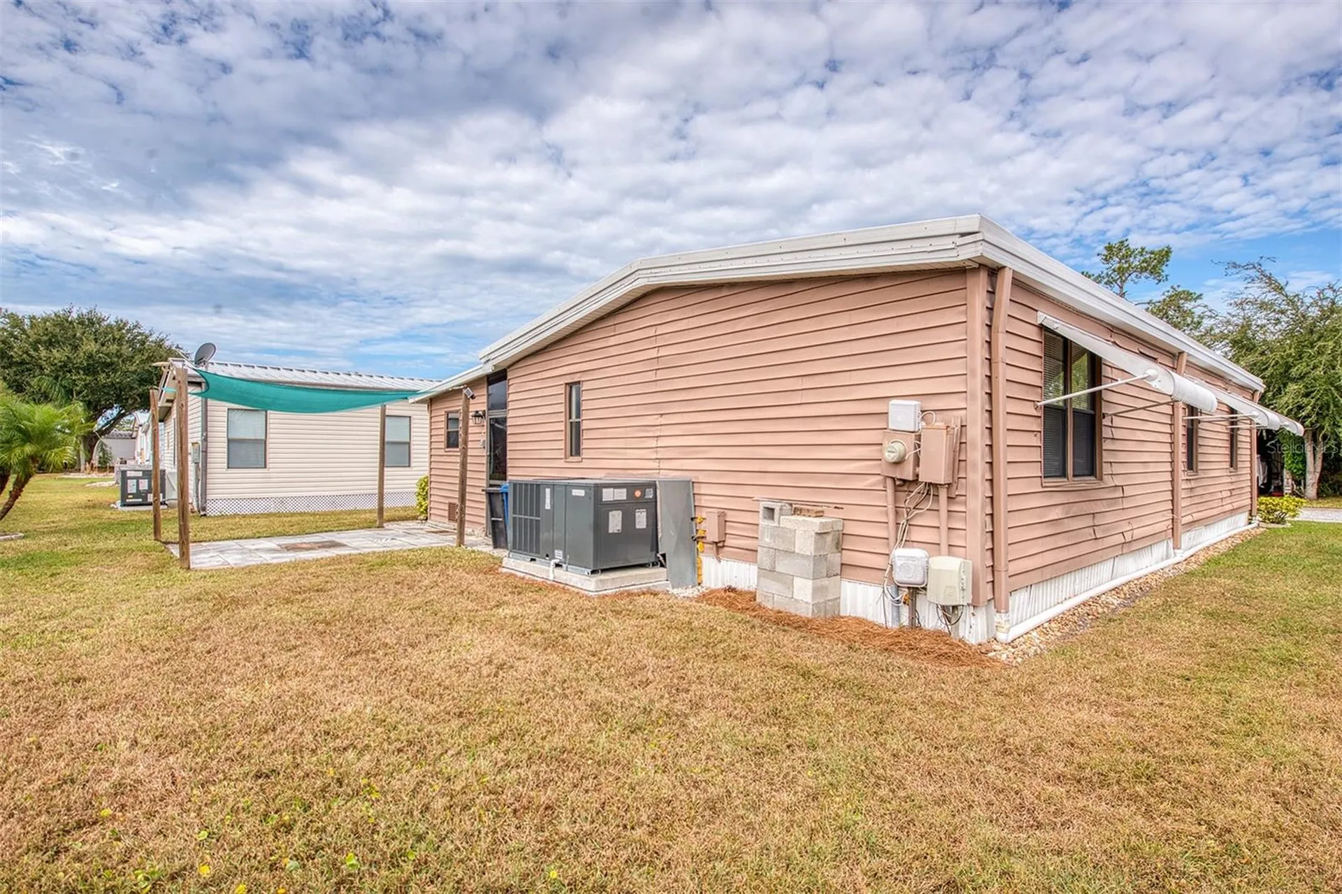 283 Pelican Drive N Oldsmar FL 34677