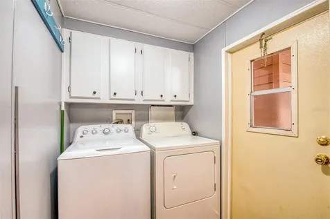 283 Pelican Drive N Oldsmar FL 34677