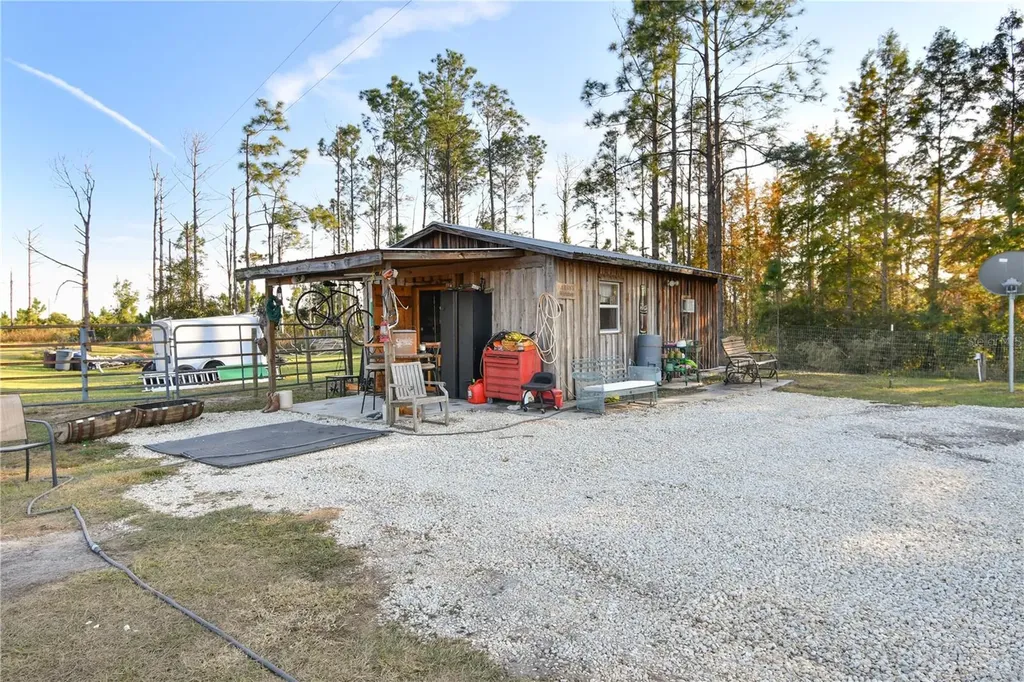10989 NW Lily County Line Road Ona FL 33865