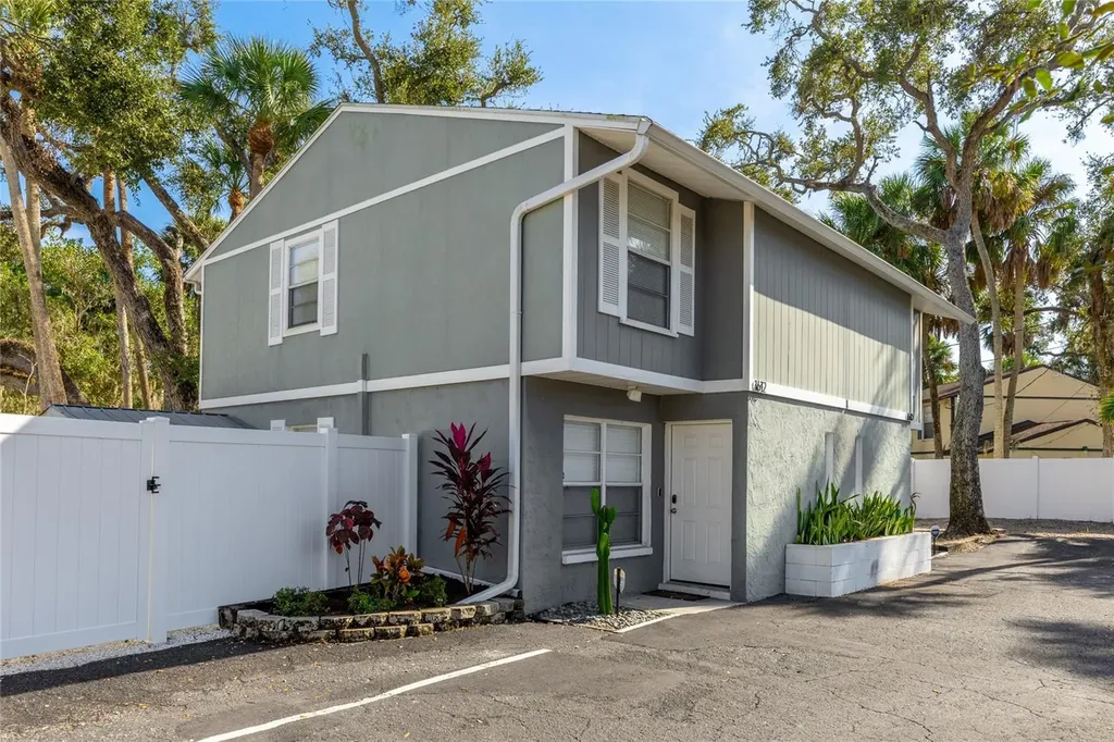 1610 & 1612 N Orange Avenue Sarasota FL 34236