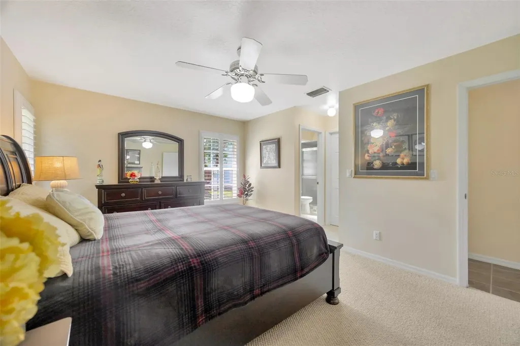 37157 Foxrun Place Zephyrhills FL 33542