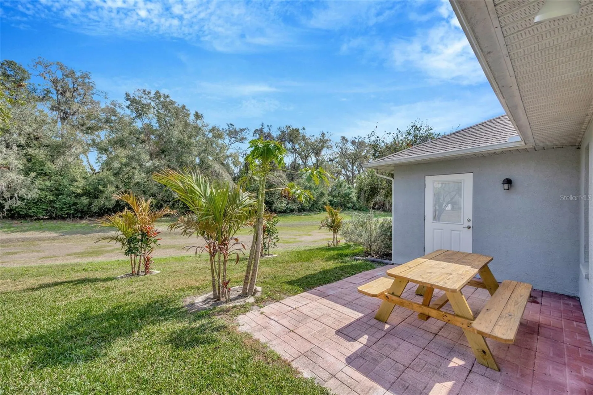 37157 Foxrun Place Zephyrhills FL 33542