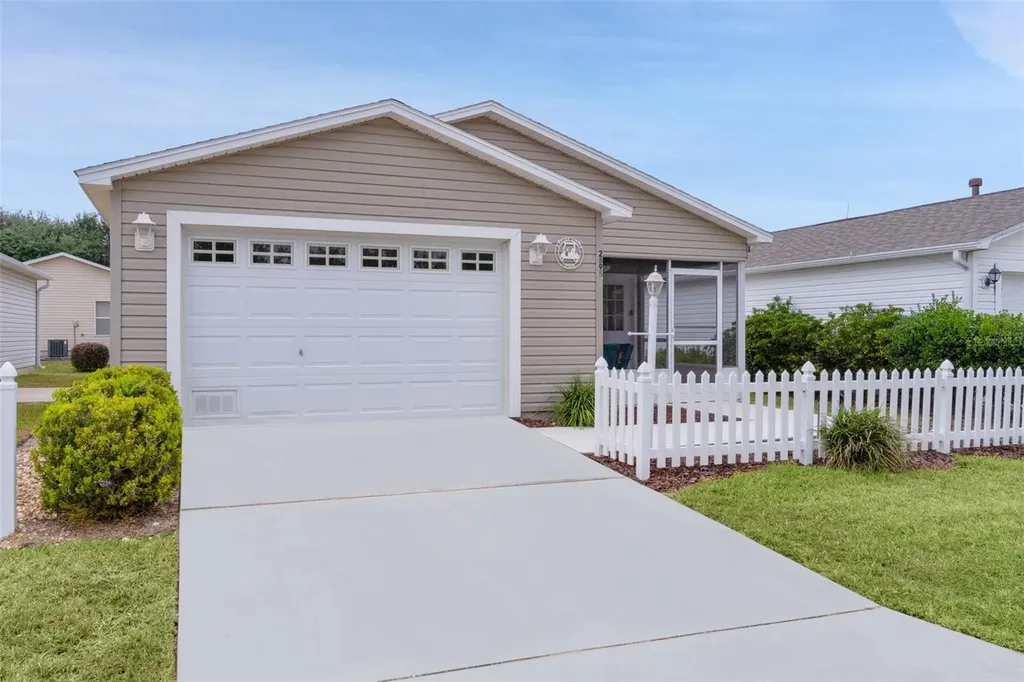 2595 Ascot Loop The Villages FL 32162