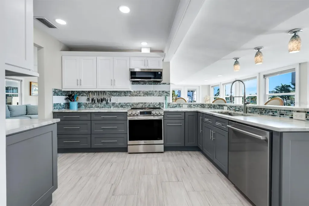 100 Tarpon Road Fort Myers Beach FL 33931