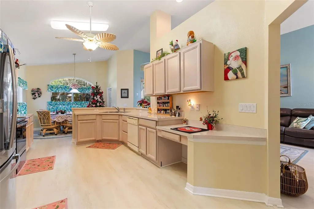642 Vista Oaks Way Davenport FL 33837