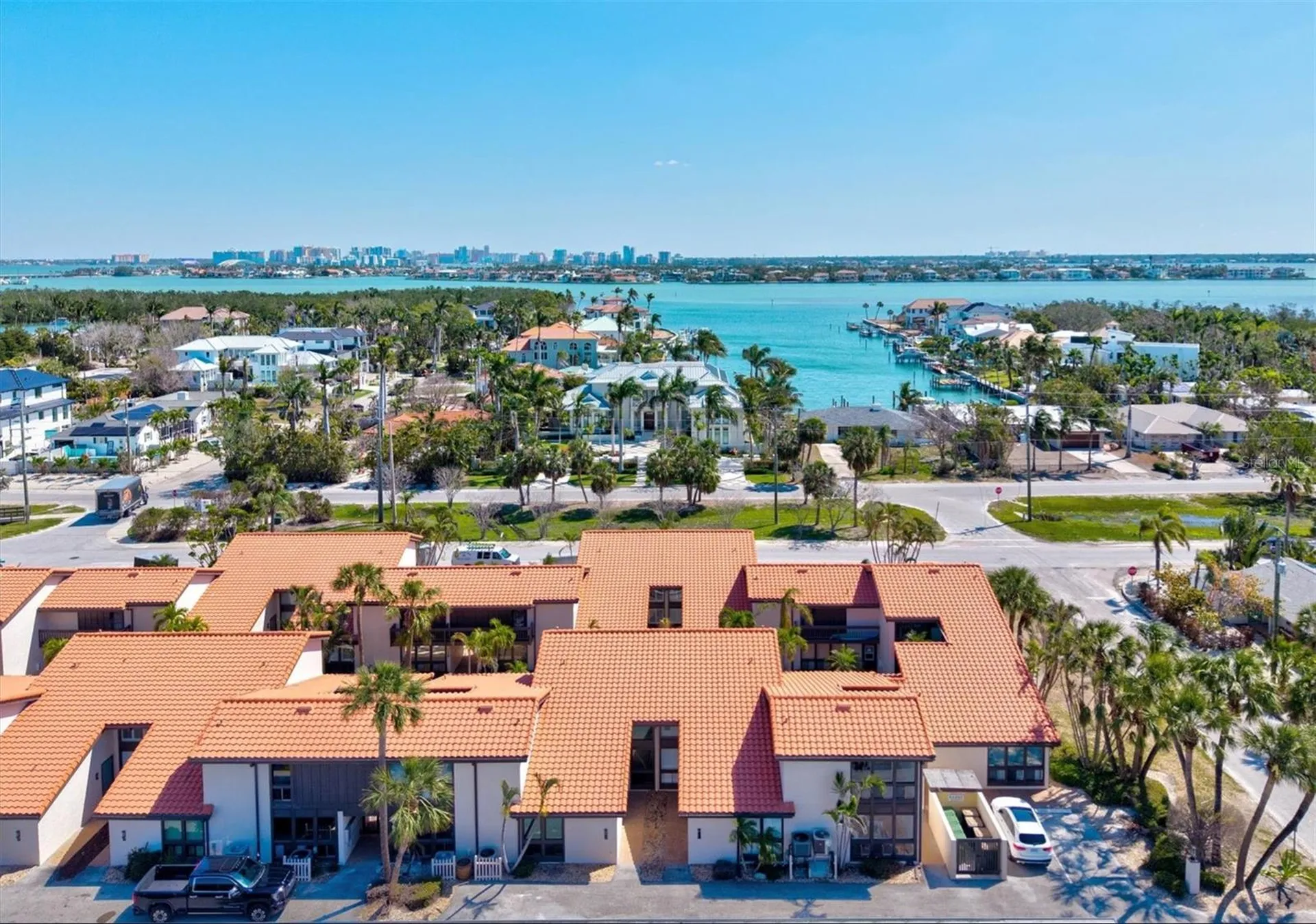 800 S Blvd Of The Presidents Sarasota FL 34236