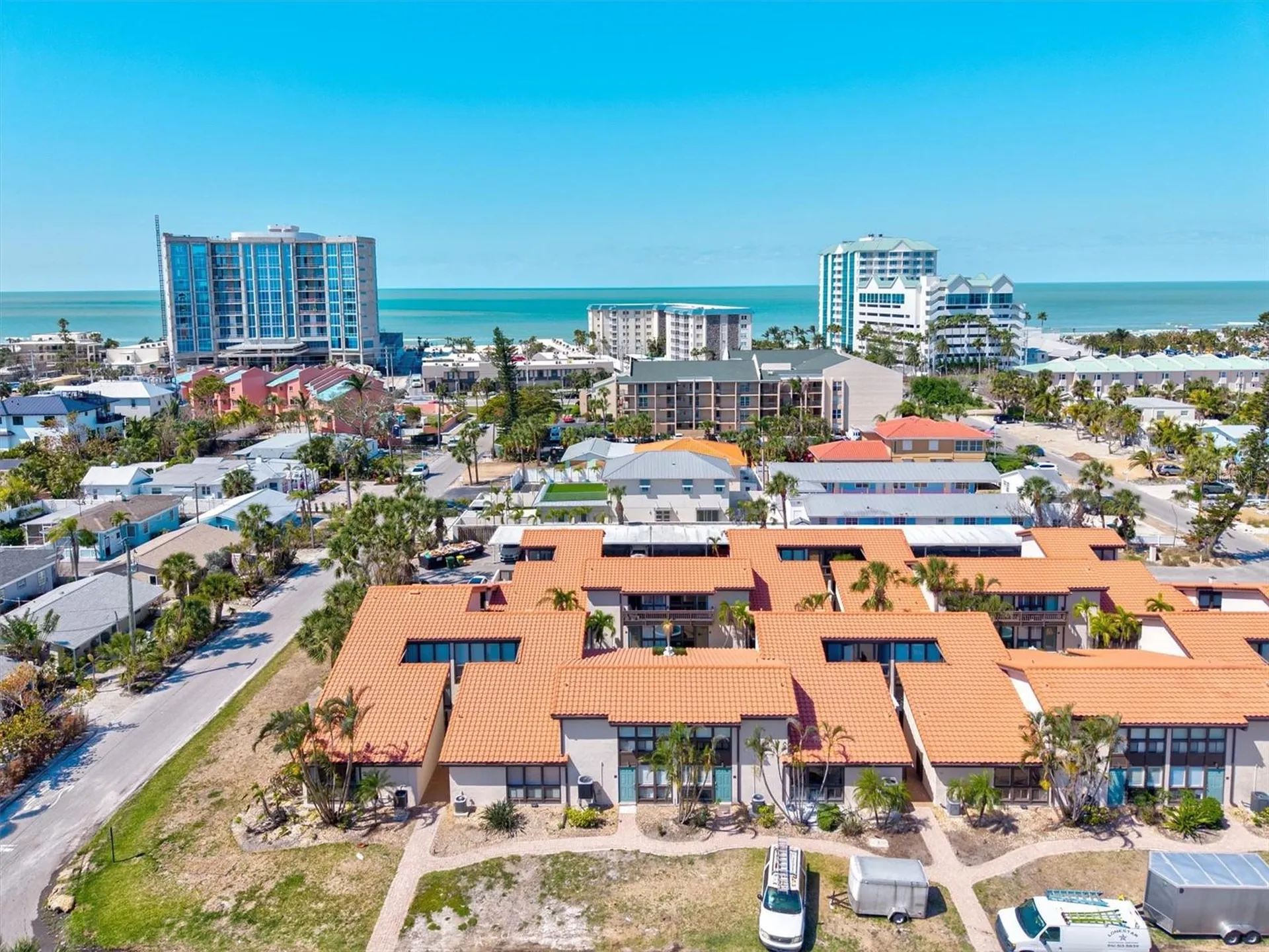 800 S Blvd Of The Presidents Sarasota FL 34236