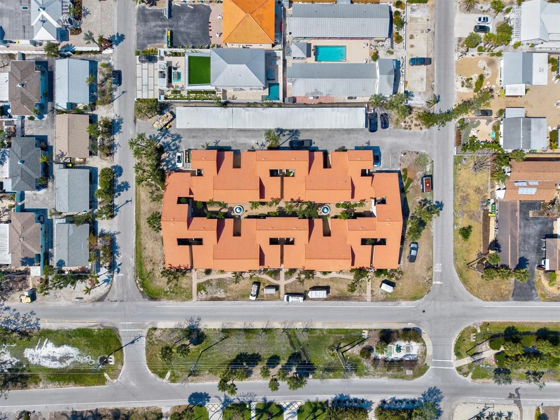 800 S Blvd Of The Presidents Sarasota FL 34236