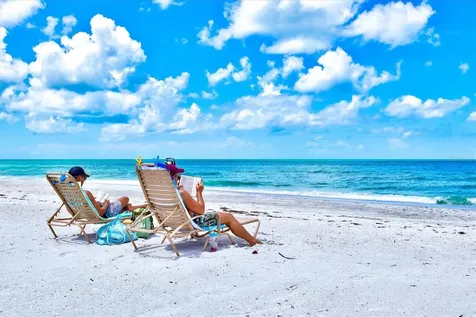 800 S Blvd Of The Presidents Sarasota FL 34236