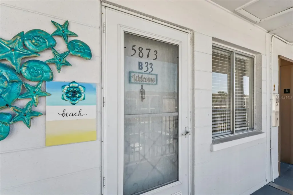 5873 Palm Lane Bradenton FL 34207