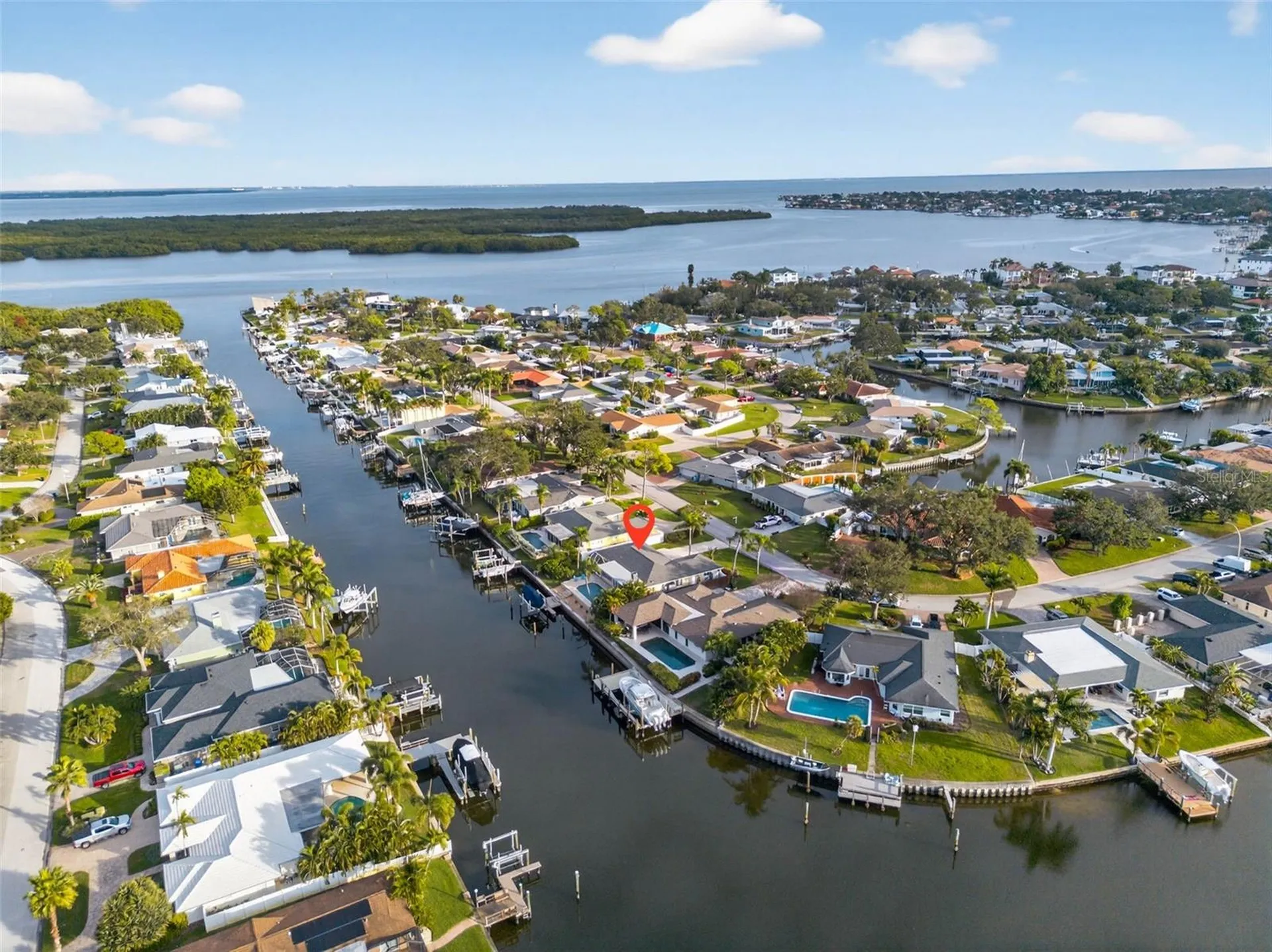 1963 Tanglewood Drive NE St Petersburg FL 33702