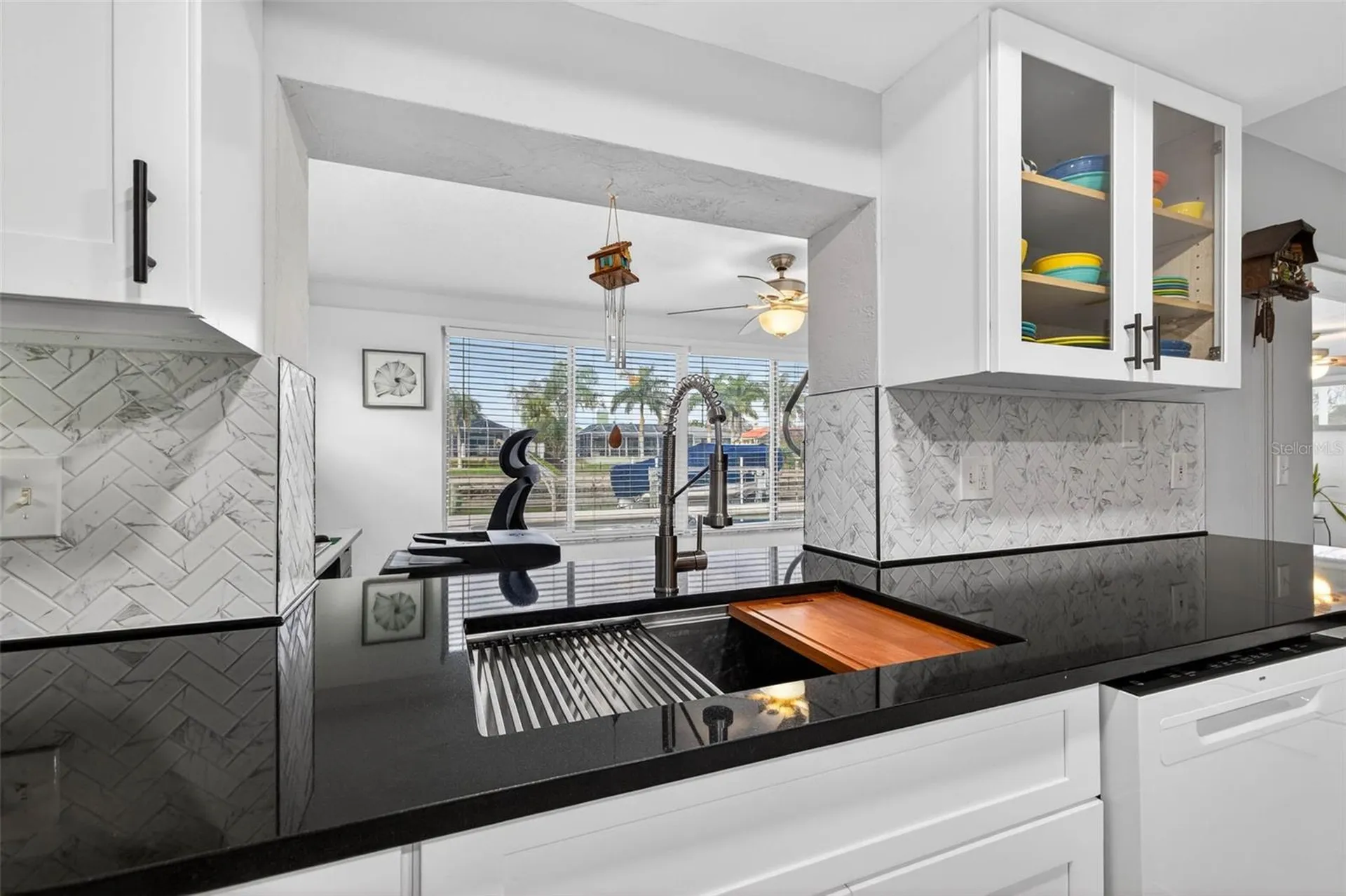 1963 Tanglewood Drive NE St Petersburg FL 33702