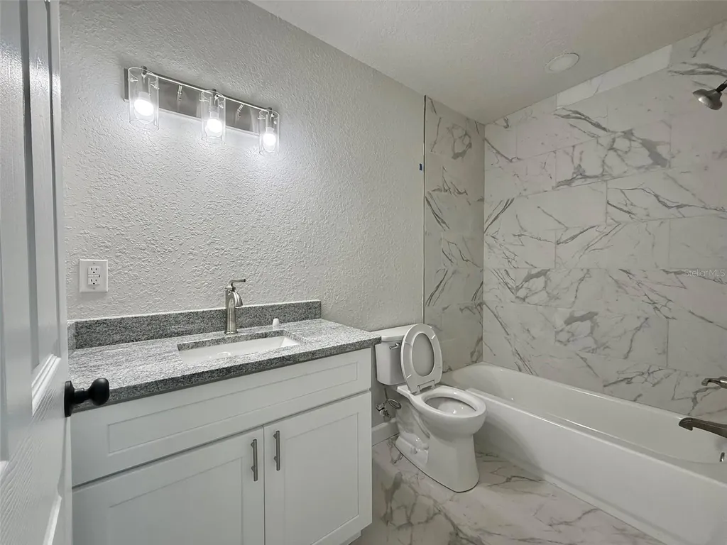 1030 SE 18th Terrace Gainesville FL 32641