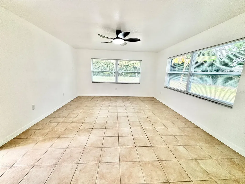 1516 Avenue D NE Winter Haven FL 33881