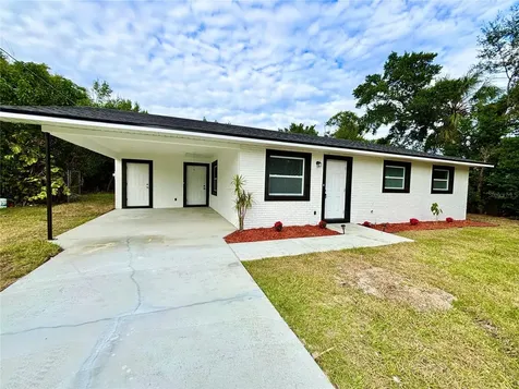 1516 Avenue D NE Winter Haven FL 33881