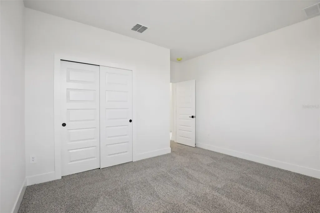 148 Shady Edge Loop Nokomis FL 34275