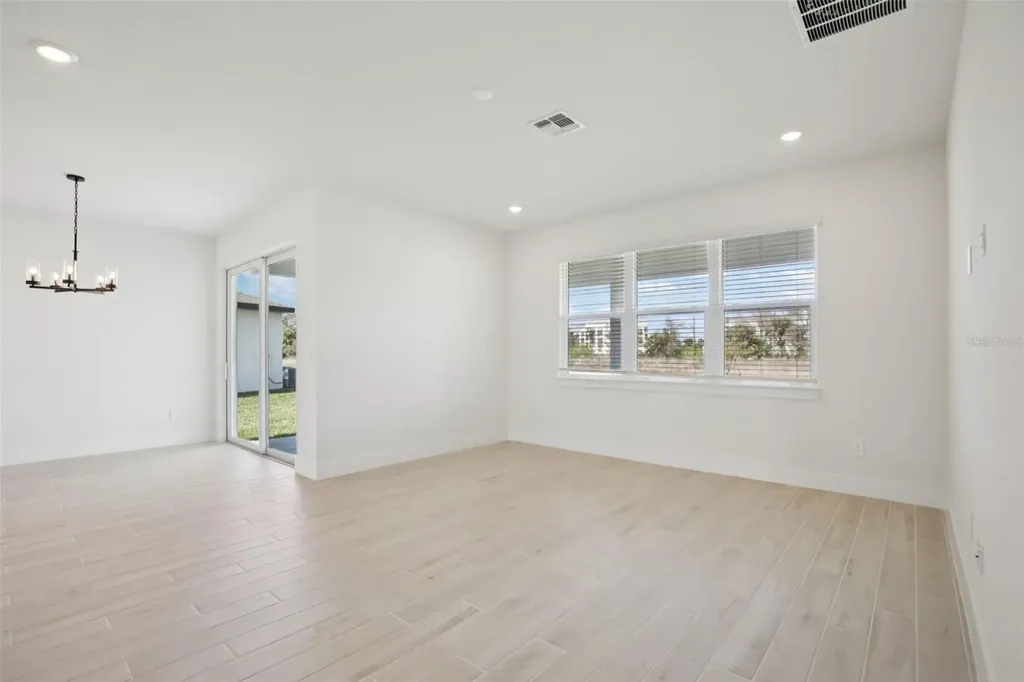 148 Shady Edge Loop Nokomis FL 34275