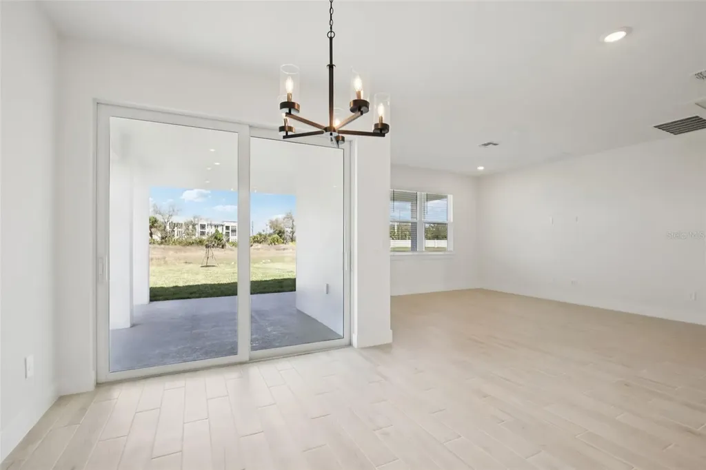 148 Shady Edge Loop Nokomis FL 34275